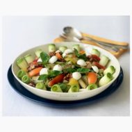 Fesleğenli Sakız Kabağı Salatası