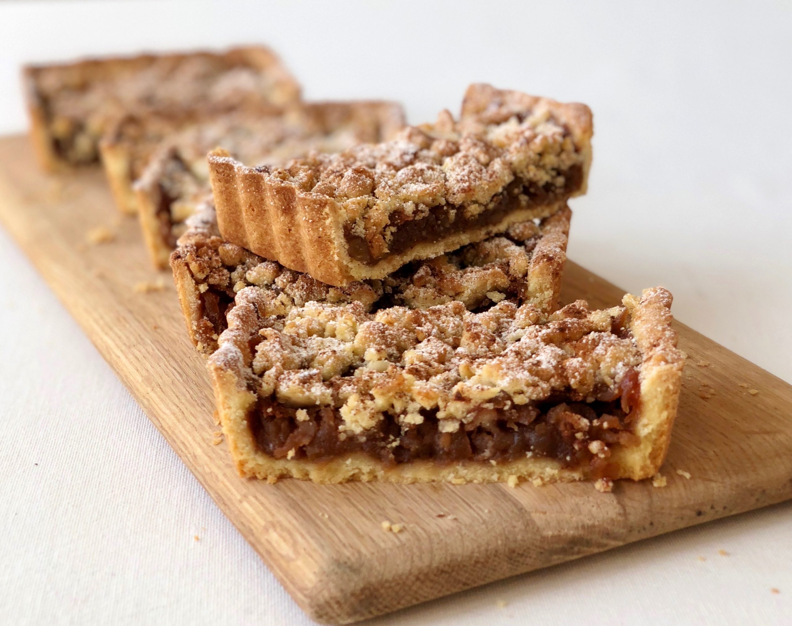 Elmalı Ayva Marmelatlı Crumble Tart