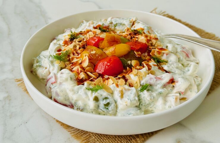 Renkli Biberli Borani