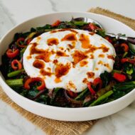 Süzme Yoğurtlu Ilık Pazı Mezesi