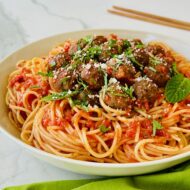 Domates Soslu Köfteli Spagetti