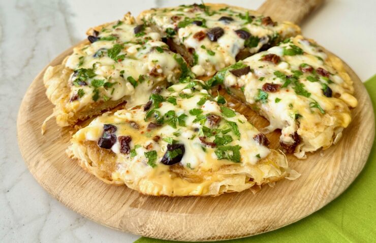 Tavada Pratik Yufkalı Omlet
